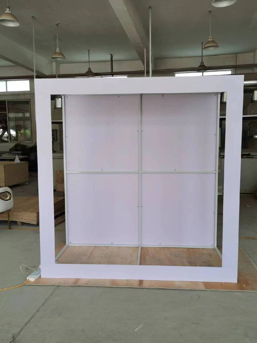 Premium Vogue Style Magazine Photo Booth Box - Professional PVC Photo Backdrop for Weddings &amp; Gala Events
