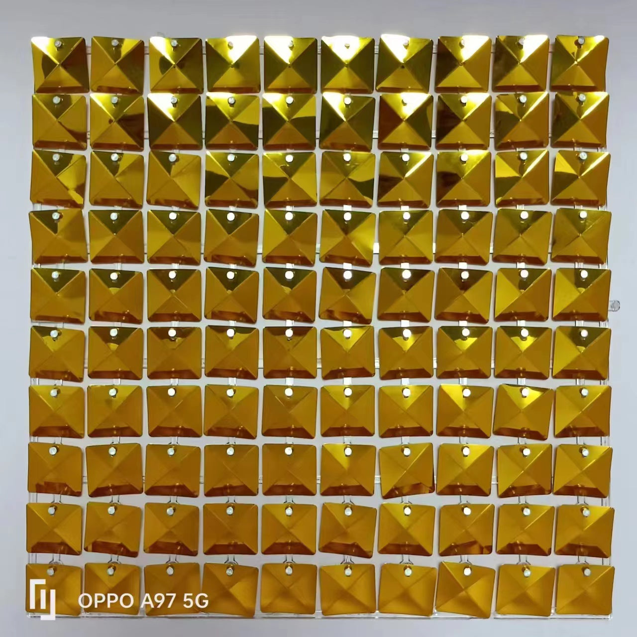 Easy Connect Shimmer Wall Panels / Transparent Grid Backing & Square 3D Sequins - Light Green