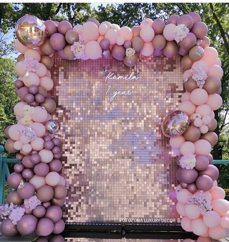 Shimmer Wall Panels / Black Backing &amp; Square Sequins - Light Purple