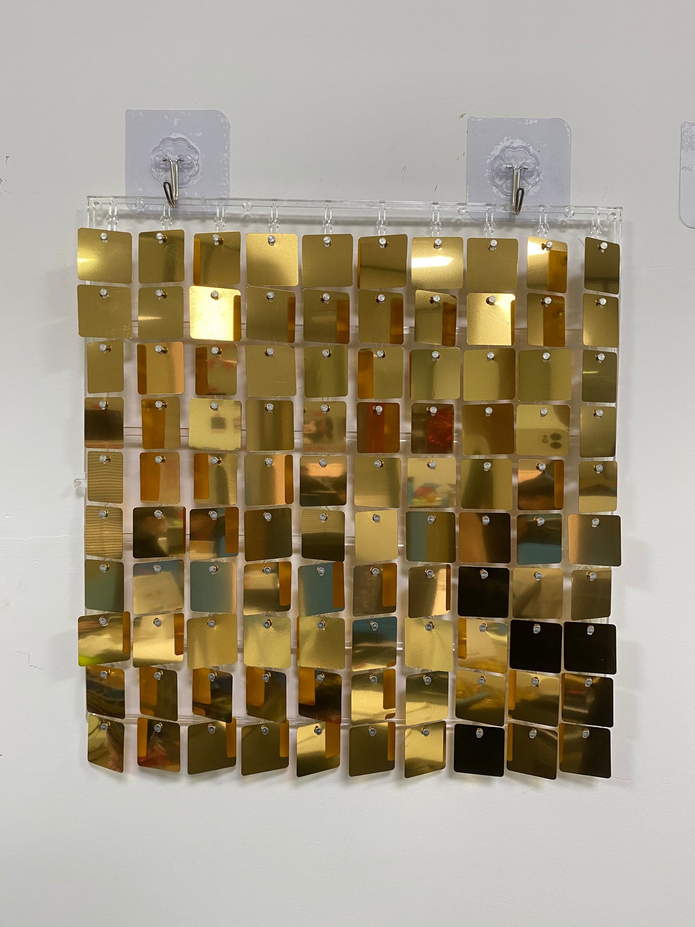 Easy Connect Shimmer Wall Panels / Transparent Grid Backing & Square Sequins - Brozen Gold